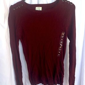 Women’s long sleeve